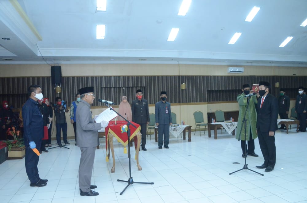 IMG-20200904-WA0048 Gubernur Sulbar Lantik Masriadi Sebagai Pj.Sekda Majene