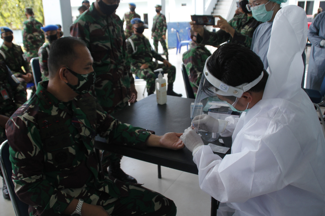 IMG-20200907-WA0005 Keluarga Besar TNI AU Lanud Sam Ratulangi Ikuti Tes Kesehatan
