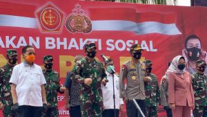 Disiplin Protokol Kesehatan di Palu, Kapolri dan Panglima TNI Lepas Bantuan Sosial