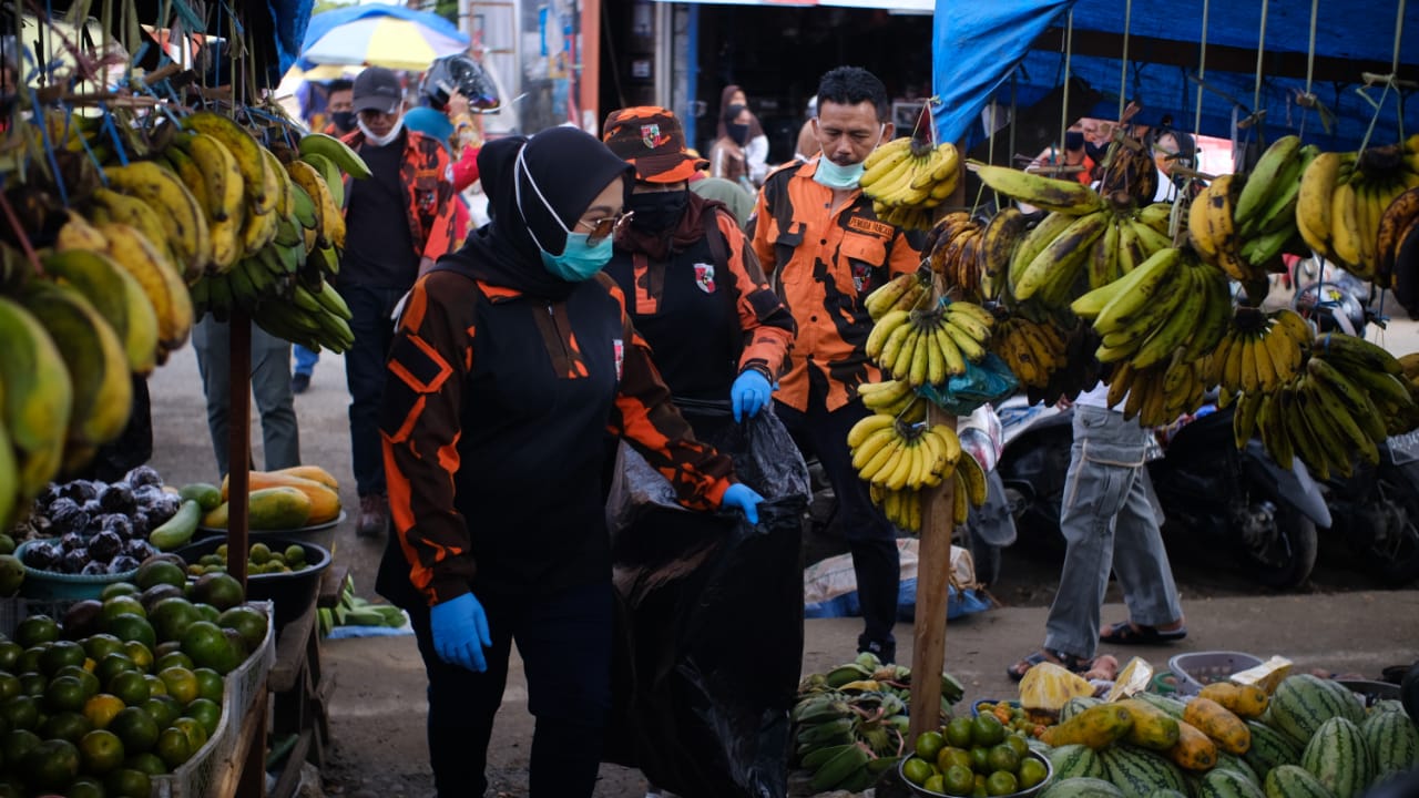 IMG-20200919-WA0010 Peringati WCD,MPC PP Kab.Mamuju Sasar Dua Pasar