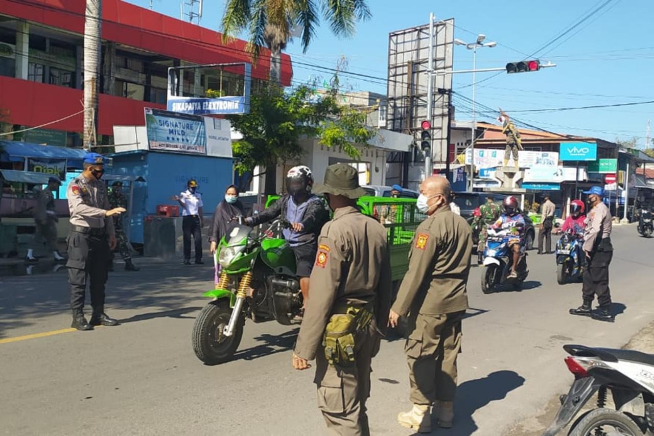 Operasi Yustisi : Sinergitas Polres Majene Bersama TNI & Pemda