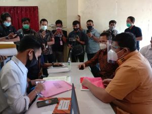 IMG-20200924-WA0025 Kuasa Hukum Tina-Ado Optimis Tumbangkan Petahana