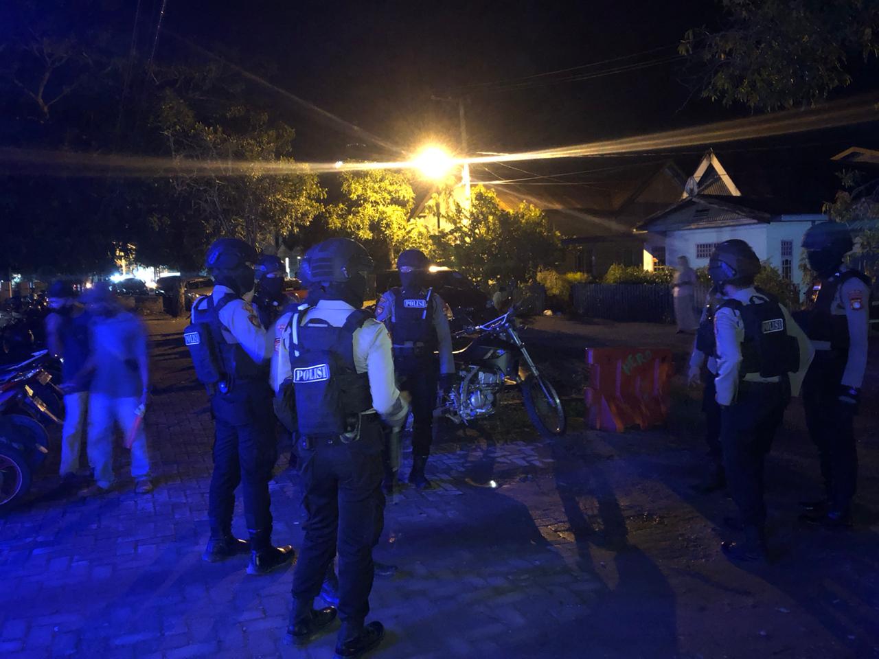 WhatsApp Image 2020-09-08 at 08.40.07 Patroli Rutin, Samapta Polda Sulbar Sasar Taman Himbau Masyarakat Pakai Masker