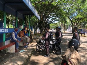 Sambangi Pekerja Ojek Pangkalan, Jajaran Samapta Polda Sulbar Himbau Protokol Kesehatan Dan Kamtibmas