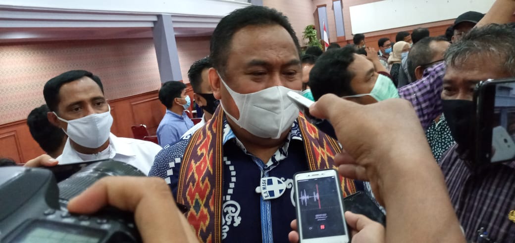 IMG-20201025-WA0017 Rachmat Gobel : Jangan Klaim Bantuan Pusat