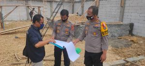 WhatsApp Image 2020-10-09 at 10.35.15 Kabid TIK Polda Sulawesi Barat Cek Pembangunan Command Center Di Polres Pasangkayu.