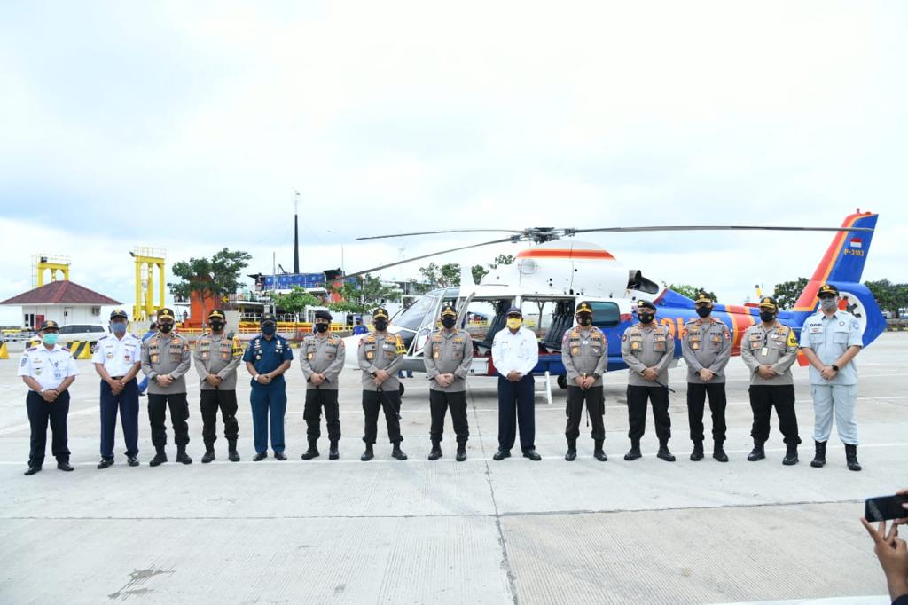 Jelang Libur Panjang, Kabaharkam Polri Turut Dampingi Wakapolri Pantau Lalin