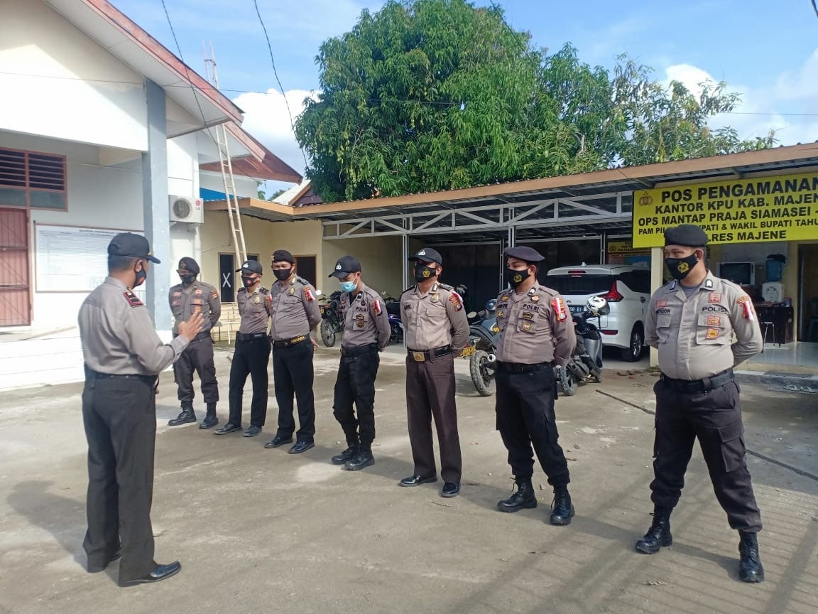 Polres Majene Tingkatkan Pengamanan Kantor KPU Majene