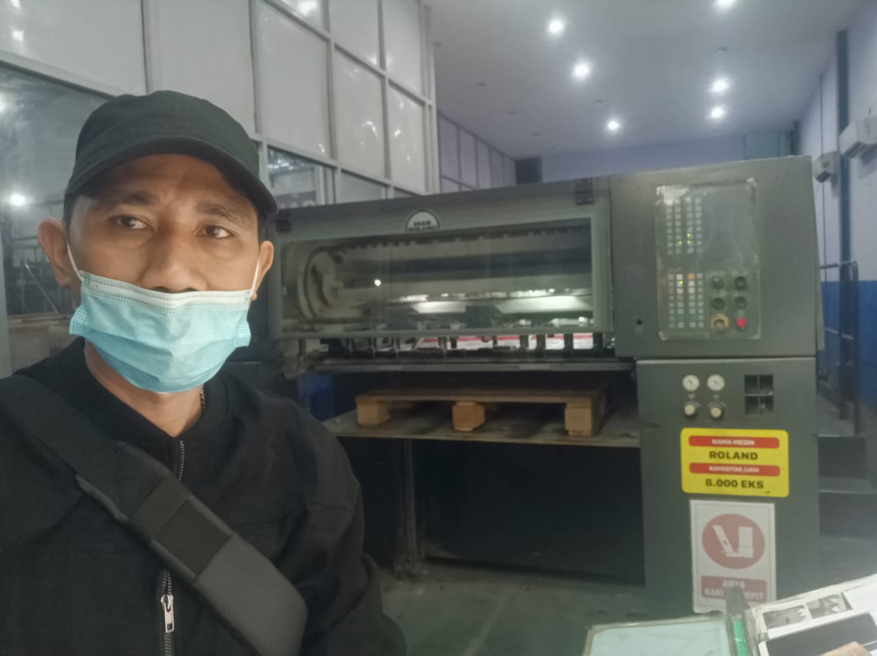 Monitoring Proses Pencetakan Surat Suara KPU Mamuju Terapkan Protokol Kesehatan