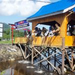 Dukung Ketahanan Pangan Lanal Mamuju Tabur Benih Ikan Bandeng Dukung Ketahanan Pangan Lanal Mamuju Tabur Benih Ikan Bandeng