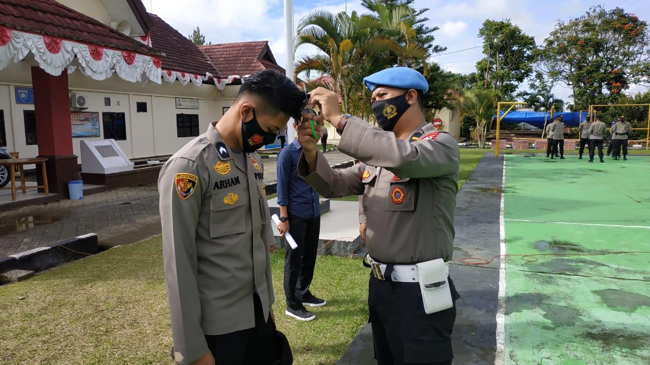 Propam Polda Sulbar Beri Sanksi Personil Polres Mamasa