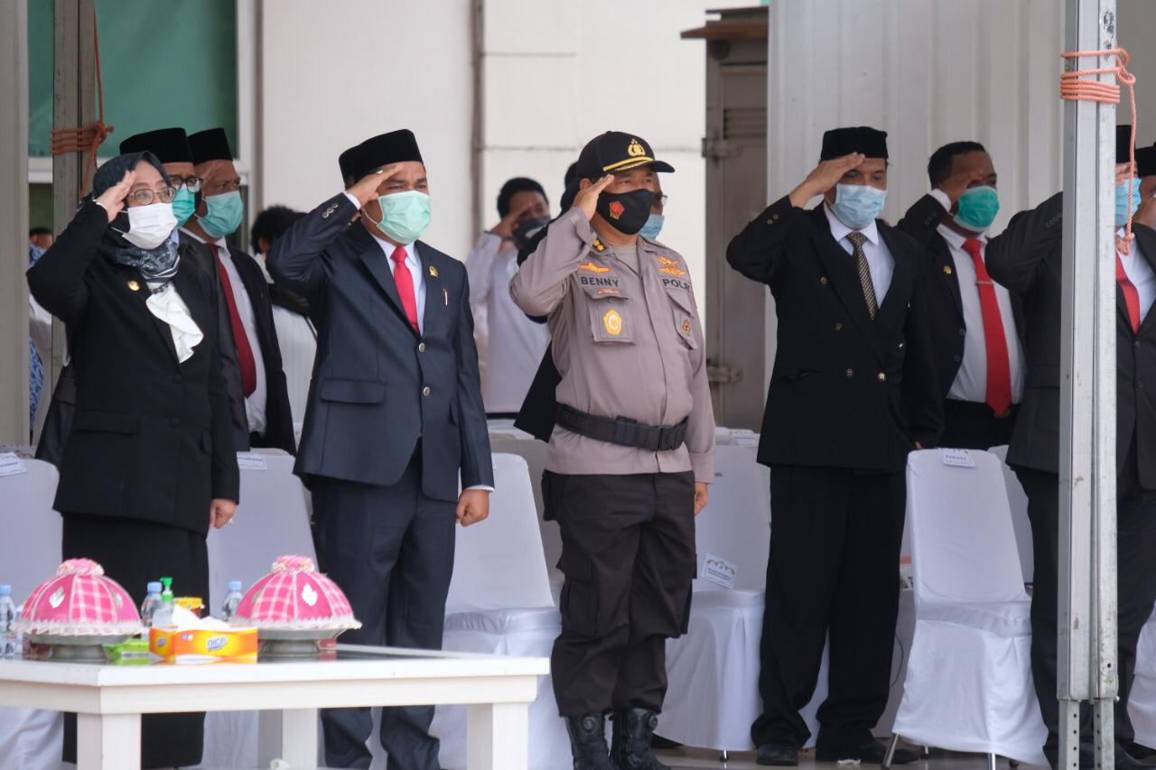 Irwasda Polda Sulbar : Guru Tetap Menjadi Pelita Bagi Bangsa Irwasda Polda Sulbar : Guru Tetap Menjadi Pelita Bagi Bangsa