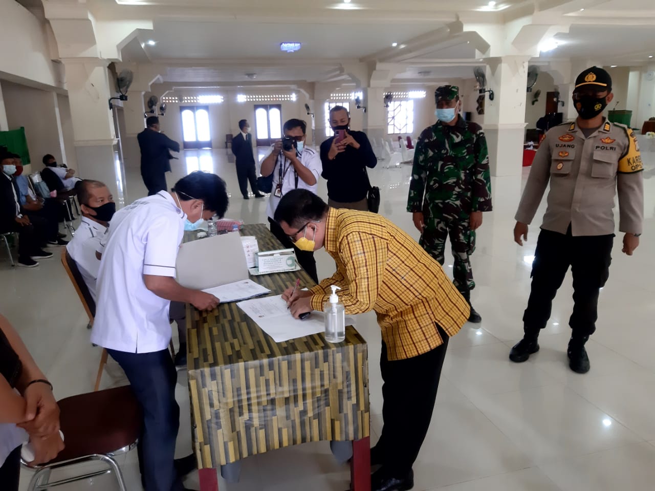 Rapat Pleno Penetapan Pasangan Calon, Polres Majene Berikan Jaminan Keamanan