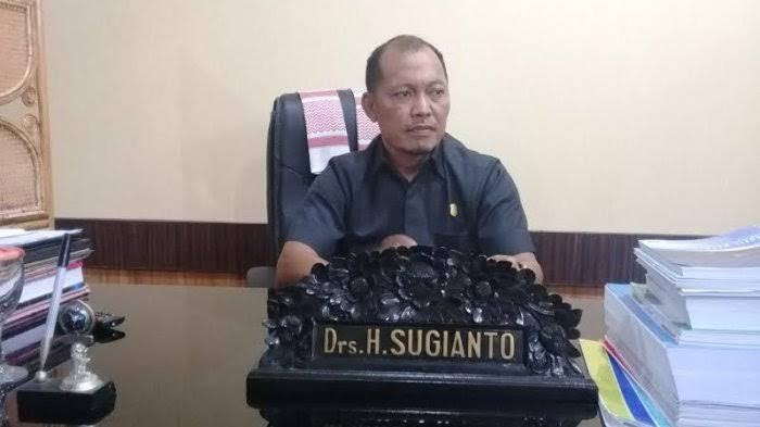 DPRD Mamuju Desak Pemkab Mamuju Salurkan Dana Tunggu Hunian