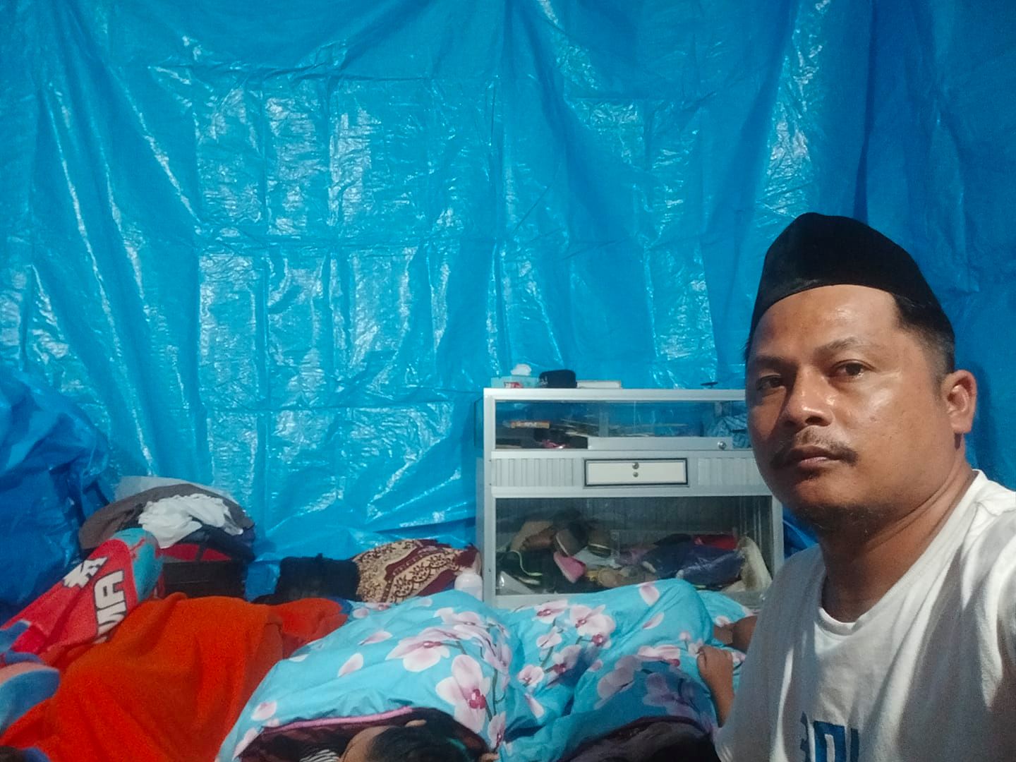 Rahmat ; Selamat Hari Pers Nasional Rahmat ; Selamat Hari Pers Nasional