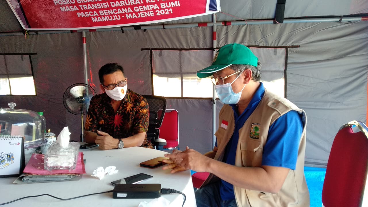 Tim Ahli Universitas Andalas Buka Klinik Konstruksi