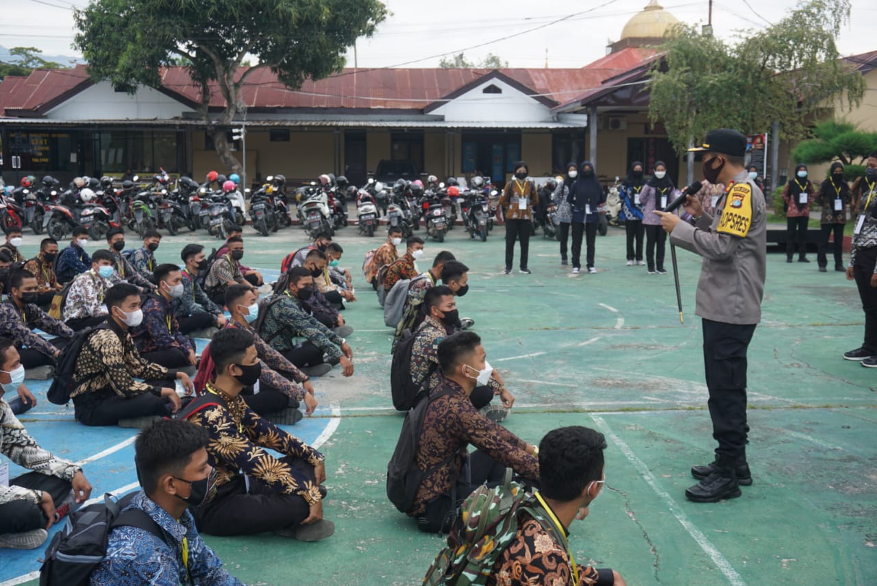 Berikan Arahan dan Motivasi, Ini Pesan Kapolres Polman Kepada Casis Polri T.A. 2021.