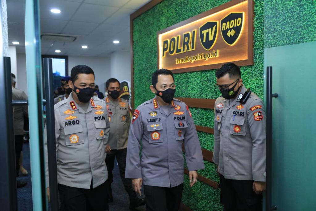 Launching Polri TV-Radio, Kapolri: Agar Lebih Dekat Dan Memberi Edukasi Masyarakat