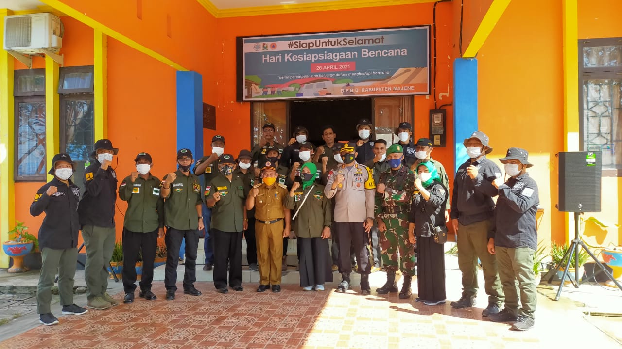 Kapolres Majene Ikuti Upacara Hari Kesiapsiagaan Bencana di Halaman Kantor BPBD