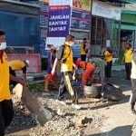 TNI-Polri dan Pemkab Mamuju Aksi Bersih-bersih Sampah