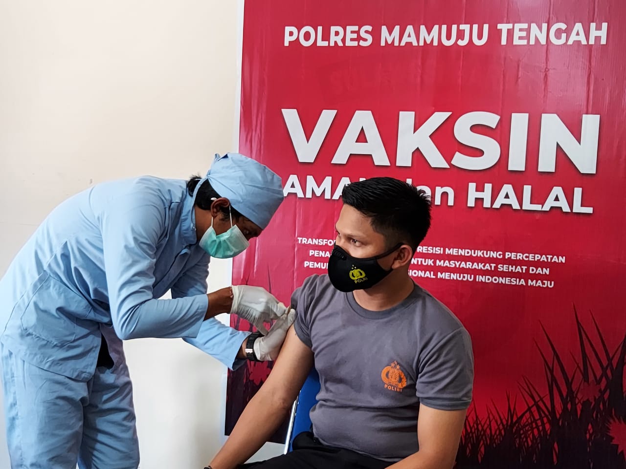 Polres Mamuju Tengah Gelar Vaksinasi Massal Serentak di Seluruh Indonesia