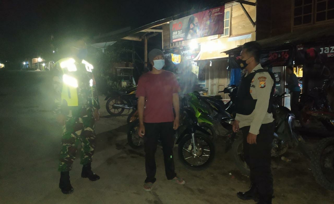 Polsek Pana Patroli Malam Penerapan Protokol Kesehatan Polsek Pana Patroli Malam Penerapan Protokol Kesehatan