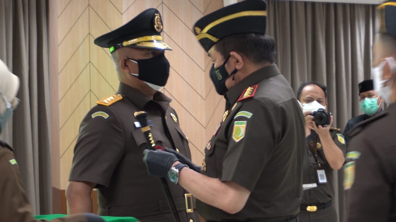 Kajati Sulbar Berganti Kajati Sulbar Berganti