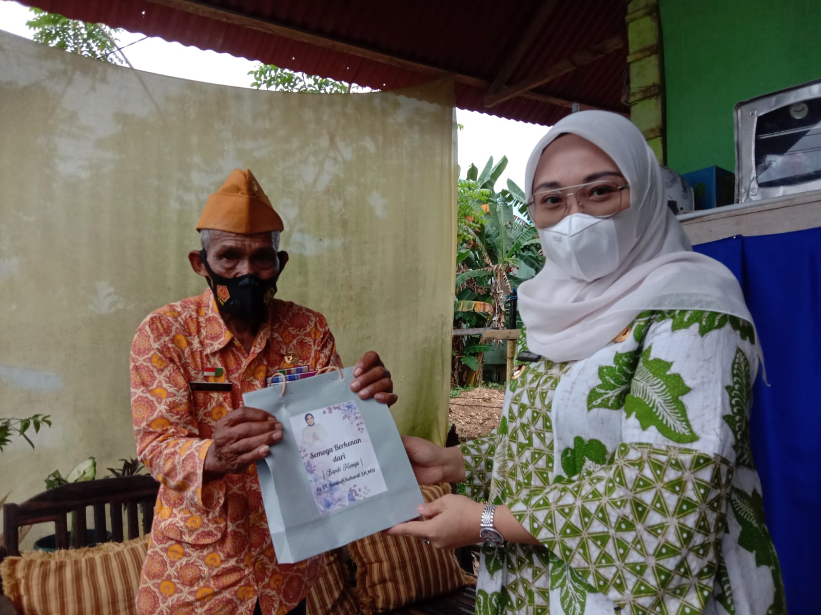 Bupati Mamuju Kunjungi Veteran di Mamuju