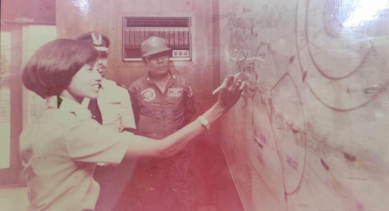 LIHAT DIBALIK LAYAR PERINGATAN HUT WANITA ANGKATAN UDARA LIHAT DIBALIK LAYAR PERINGATAN HUT WANITA ANGKATAN UDARA