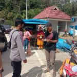 Bhabinkamtibmas Polsek Mambi Patroli di Pasar Tradisional Bhabinkamtibmas Polsek Mambi Patroli di Pasar Tradisional