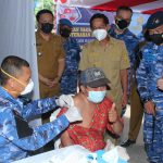 Serbuan Vaksinasi Diiringi Bantuan Sosial di Bitung Sulut