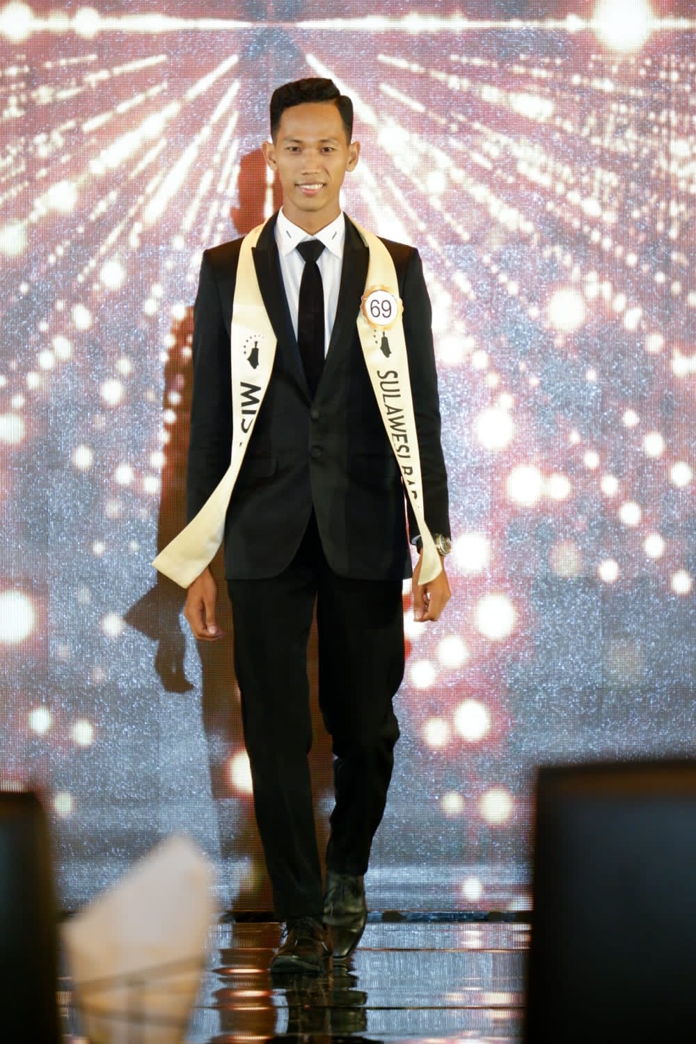 Ahmad Musi Tembus 6 Besar Ajang Grand Model Indonesia 2021 Ahmad Musi Tembus 6 Besar Ajang Grand Model Indonesia 2021