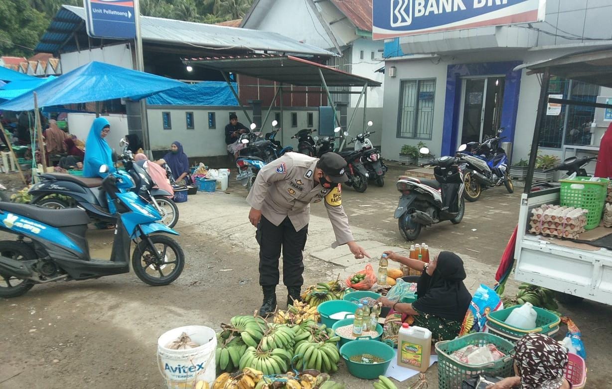 Polres Majene Aktif Lakukan Monitor Harga Pasar Jelang Ramadhan Polres Majene Aktif Lakukan Monitor Harga Pasar Jelang Ramadhan