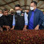 Ridwan Kamil Lepas Ekspor Kopi Garut ke Belanda