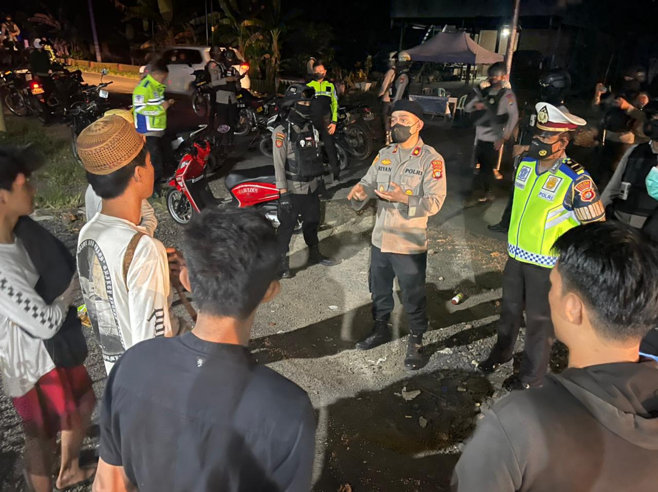 Patroli Gabungan Polres Polman Amankan 5 Unit Sepeda Motor Patroli Gabungan Polres Polman Amankan 5 Unit Sepeda Motor