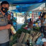 Bhabinkamtibmas Polsek Mamasa Pantau Ketersediaan Minyak Goreng Bhabinkamtibmas Polsek Mamasa Pantau Ketersediaan Minyak Goreng