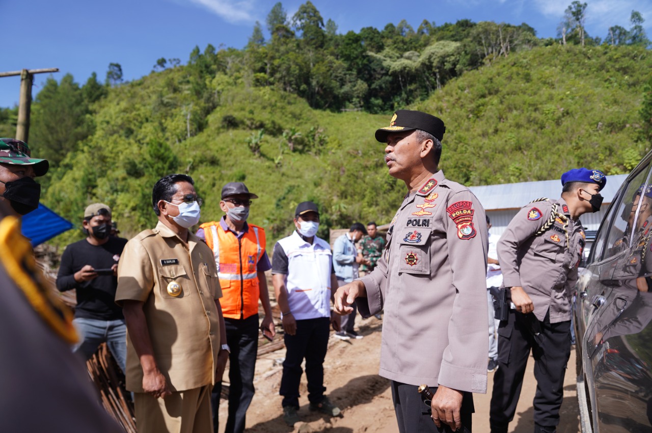 Kapolda Sulbar Tinjau Jalur Mamasa