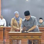 Sahkan Ranperda Pertanggungjawaban APBD 2021