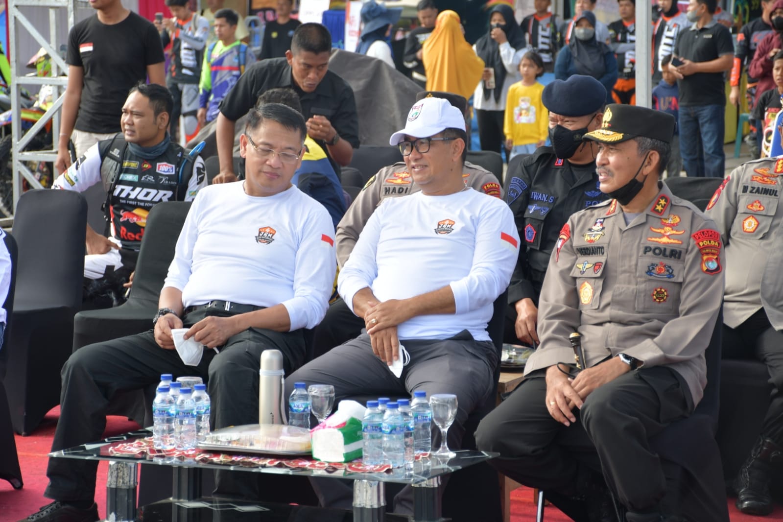 Siap Jelajah Bumi Manakarra Pj. Gubernur Lepas Ratusan Pecinta Motor Trail Siap Jelajah Bumi Manakarra Pj. Gubernur Lepas Ratusan Pecinta Motor Trail