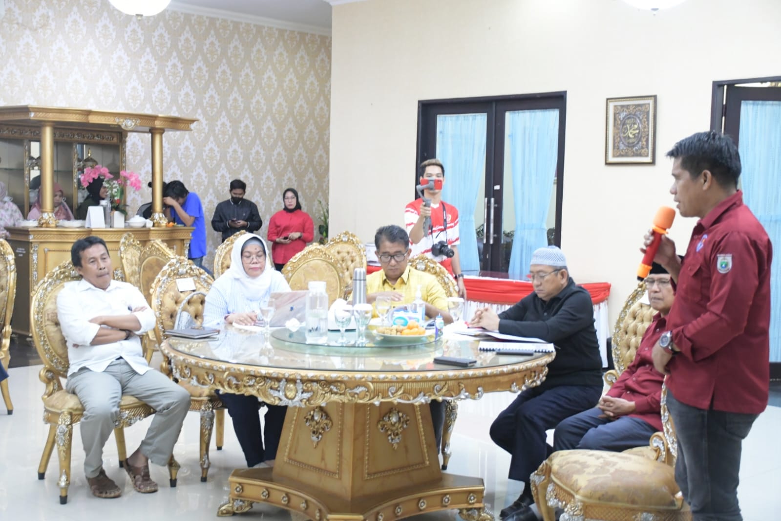 Rapat Bersama Pengurus Koni dan Panitia Porprov, Akmal Malik Bahas Terkait Progres Porprov ke IV Rapat Bersama Pengurus Koni dan Panitia Porprov, Akmal Malik Bahas Terkait Progres Porprov ke IV