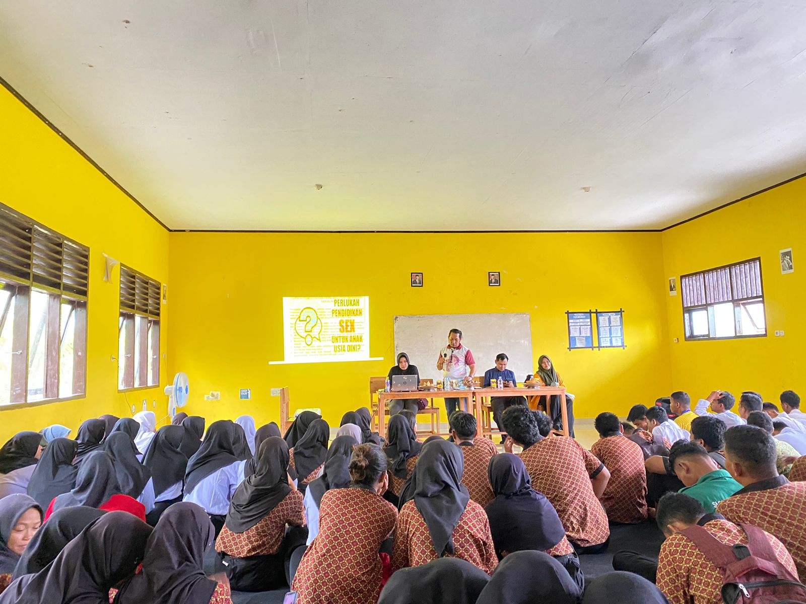 Unit PPA Polres Pasangkayu Berikan Sosialisasi Penyimpangan kepada Para Pelajar SMK 1 Tikke.