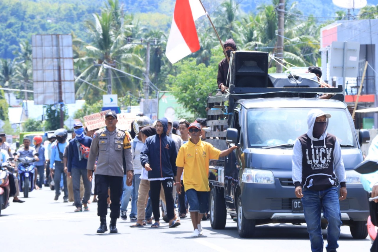 Polres Majene Amankan Aksi Damai Aliansi Masyarakat Malunda Ulumanda