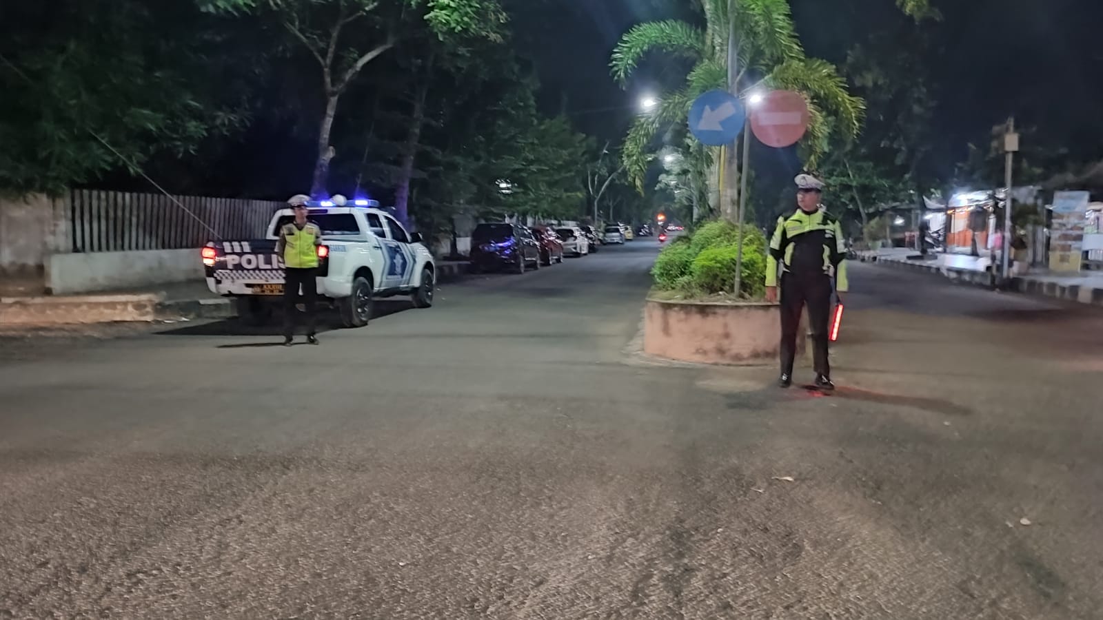 Unit Siaga Satlantas Polres Polman Laksanakan Blue light Patroli