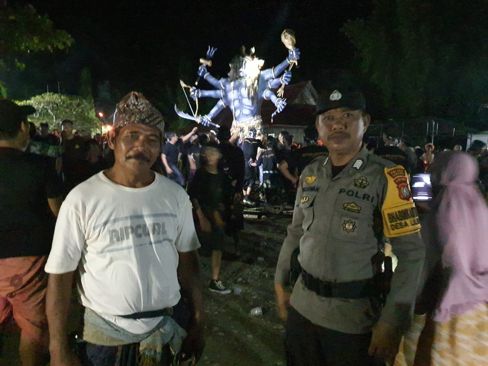 Pengamanan Parade Ogoh-ogoh Menyambut Hari Raya Nyepi Di Desa Lilimori Pasangkayu