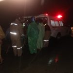 Polsek Sumarorong Polres Mamasa Bantu Evakuasi Ibu Hamil Yang Terjebak Material Longsor