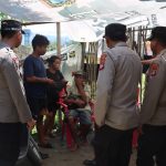 Hari Ke 5 Oprasi Antik Marano 2023 Personil Gabungan Polres Polman Dan Polsek Wonomulyo Grebek Pemukiman ( Gubuk Derita) Wonomulyo Hari Ke 5 Oprasi Antik Marano 2023 Personil Gabungan Polres Polman Dan Polsek Wonomulyo Grebek Pemukiman ( Gubuk Derita) Wonomulyo