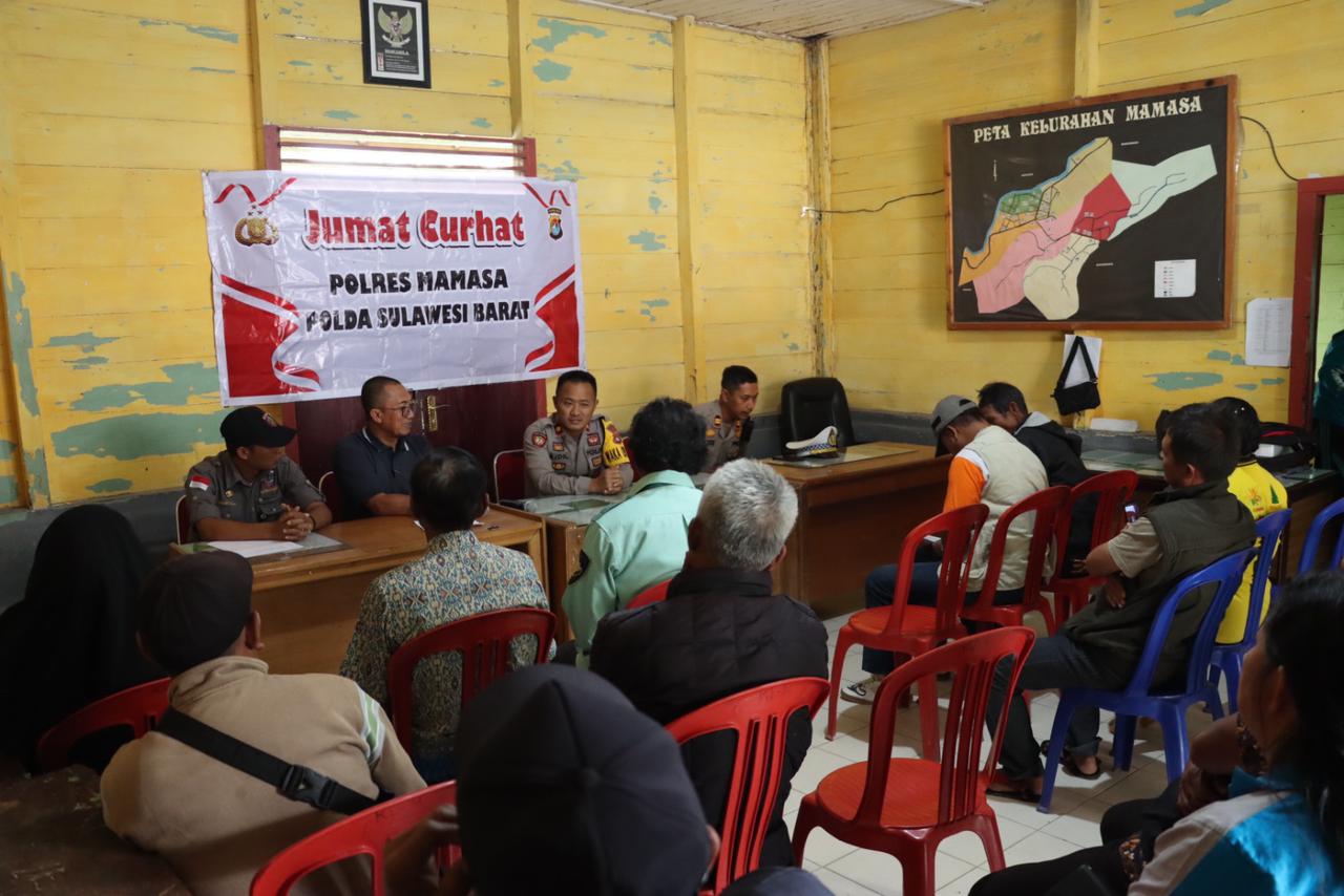 Kunjungi Warga, Wakapolres Mamasa Kompol Kemas Aidil Fitri Gelar Jumat Curhat dengarkan Aduan Masyarakat