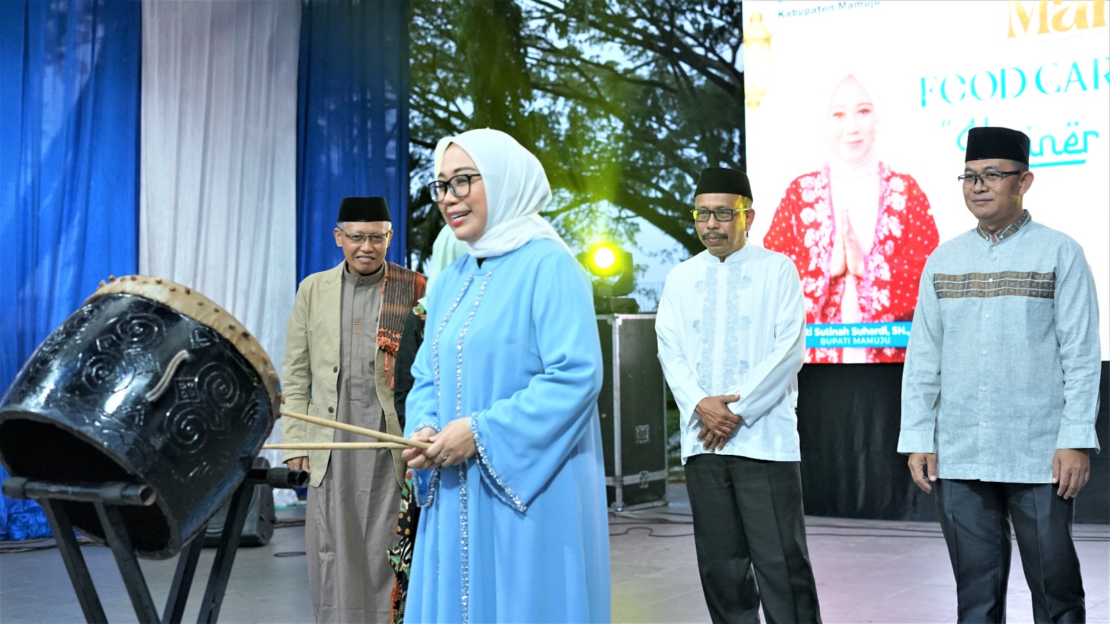 Food Carnival UMKM Warna Baru Dalam Kunjungan Kerja Bupati Di Kecamatan Mamuju