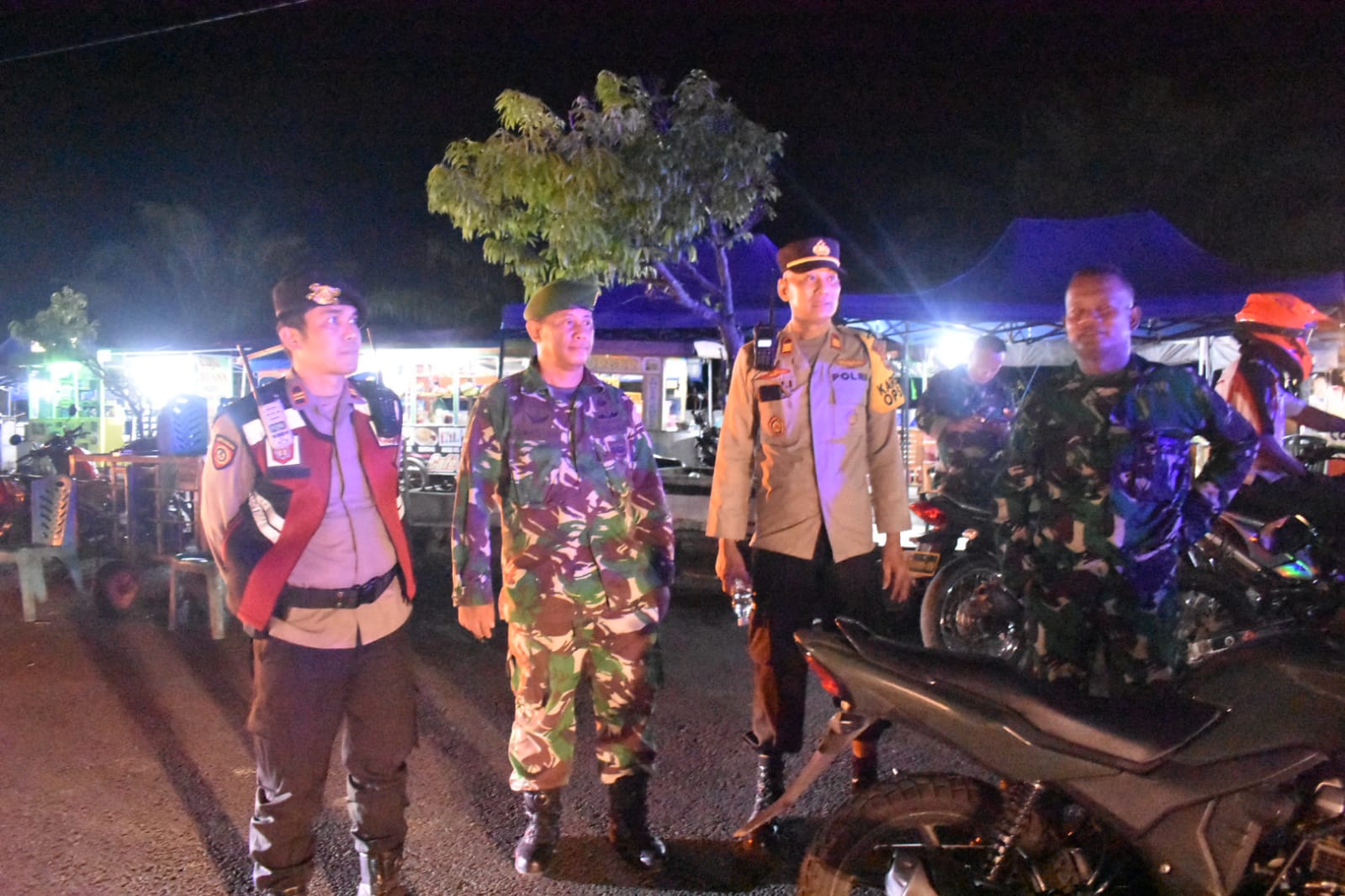 TNI-Polri Gelar Patroli Gabungan Malam Takbiran di Kab.Polewali Mandar