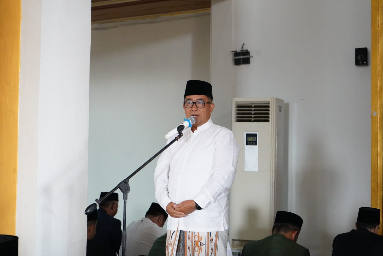 Pj. Gubernur Sulbar Himbau Para Pemudik Perhatikan Keselamatan dan Keamanan di Jalan